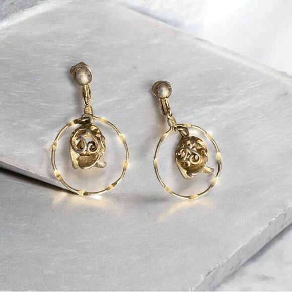 Vintage Sarah Coventry Elegant Goldtoned Drop Earrings - Picture 2 of 2